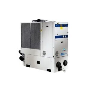 Refrigeration air dryers Air flow 0,7 – 119 m³/min The HPDry has been specifically tested for high pressure drying applications (such as PET bottle manufacture). The very sturdy construction, which includes shell and tube heat exchangers and stainless steel pipes, assures safe and uninterrupted operation under any conditions. HPDry is an energy-efficient drier because it takes advantage of the operating benefits of the thermal storage principle: a hydraulic vessel on the machine collects cold, acting as thermal storage. This allows the dryer to automatically adapt to air flow and ambient conditions, resulting in energy savings of 30 to 80% for partial loads. All HPDry models are made up from a chiller used to cool the compressed air passing through the gas/water shell and tube heat exchanger, allowing the moisture to be removed.