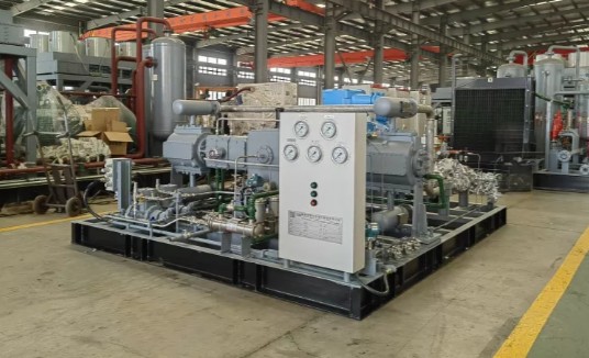 Small Capacity Hydrogen Piston Compressor Skid - Image 6